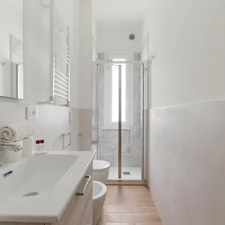 Διαμέρισμα Guesthost - Forlanini M4 Modern With Balcony *