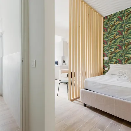Guesthost - Forlanini M4 Modern With Balcony Διαμέρισμα *