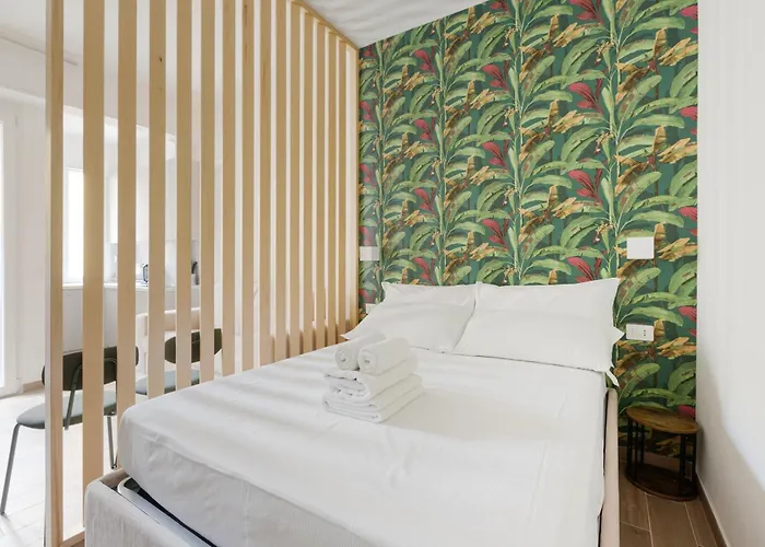 Guesthost - Forlanini M4 Modern With Balcony